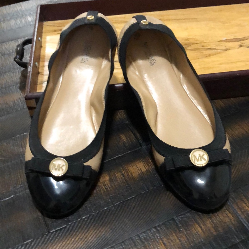 Michael Kors ballet flat